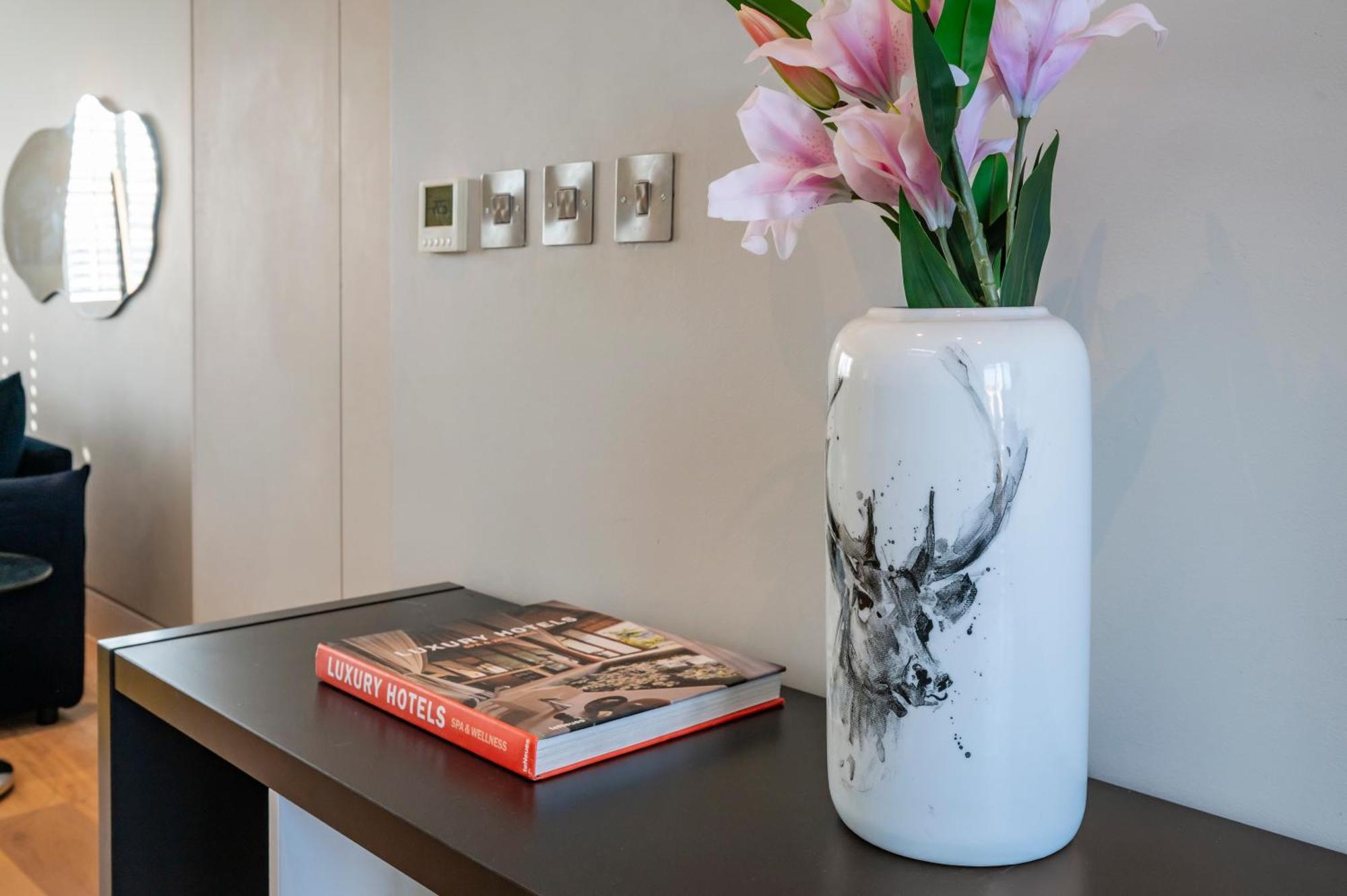 Arcore Premium Apartments Bloomsbury Londra Exterior foto